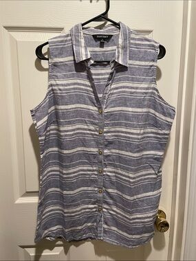 Ellen Tracy linen sleeveless button down top
